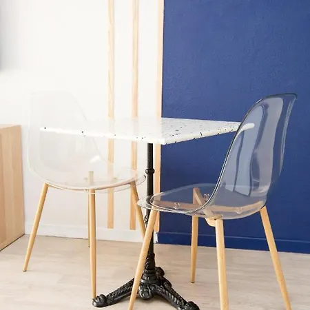 Grand Studio Avec Clim, Balcon Proche Gare Apartment Lourdes